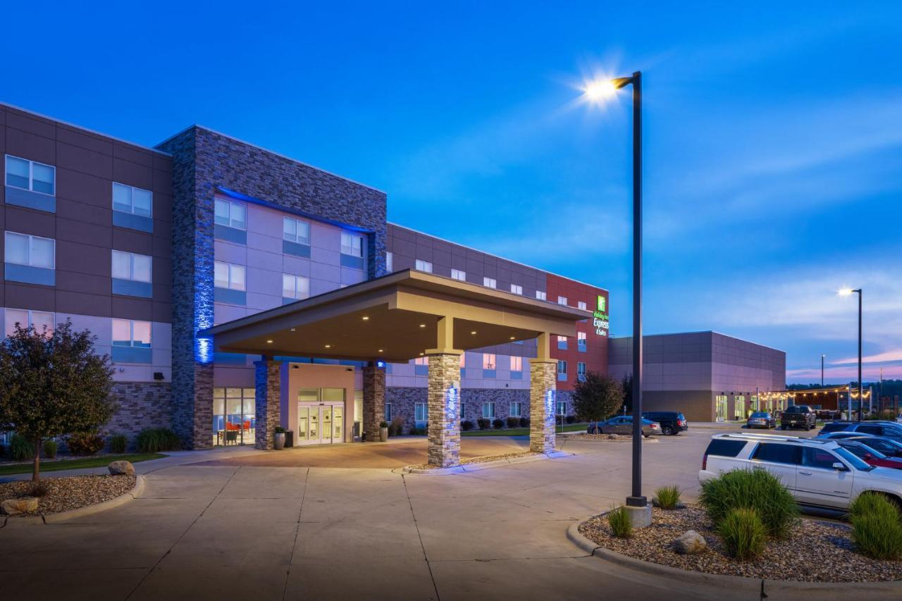Holiday Inn Express & Suites Sioux City North - Event Center By Ihg Dakota Dunes Luaran gambar